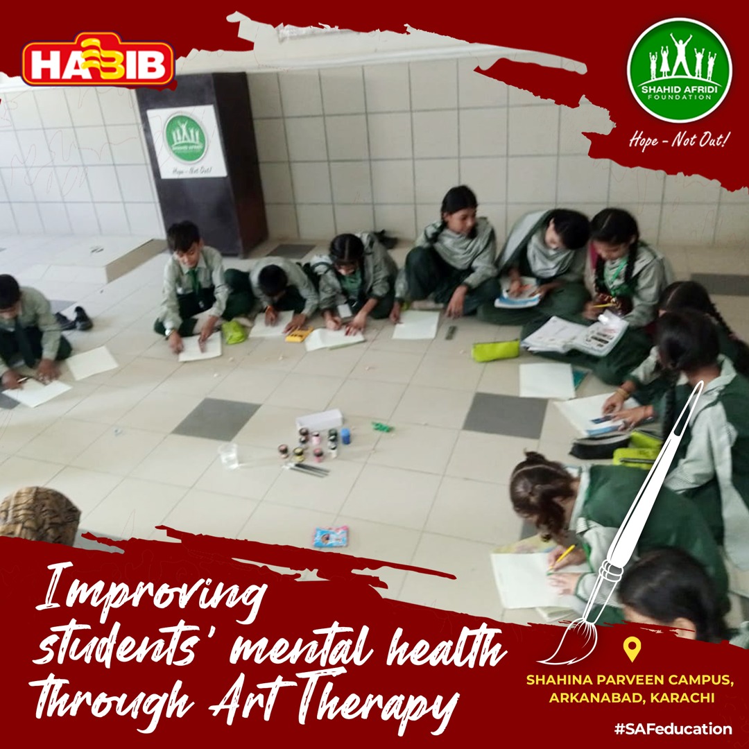 SAFoundationN's tweet photo. Exploration through art is encouraged at #SAFSchools 🎨This session was held at @HabibOilMills Shahina Parveen Campus to encourage enhanced communication and concentration skills while fostering self-esteem and self-awareness among #SAFstudents.
#HopeNotOut https://t.co/M43Q0bW9LS