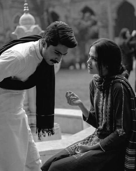 umar_rasool_19's tweet photo. “ᴍᴏʜᴀʙʙᴀᴛ ᴍᴇɪɴ ᴊʜᴜᴋɴᴀ ᴀᴊᴇᴇʙ ʙᴀᴀᴛ ᴛᴏᴠ ɴᴀʜɪɴ, 
  ᴄʜᴀᴍᴀᴋᴛᴀ ꜱᴜʀᴀᴊ ☀️ ʙʜɪ ᴛᴏᴠ ᴅʜᴀʟ ᴊᴀᴛᴀ ʜᴀɪ ᴄʜᴀᴀɴᴅ 🌙  ᴋᴇ ʟɪʏᴇ”.
𝟏𝟗𝟐𝟏˚₊· ͟͟͞͞➳❥ https://t.co/EmSiMYyRuN