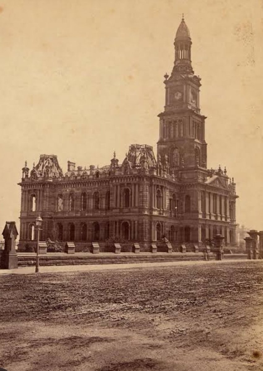 ARNAVUT on Twitter "Was the Sydney town hall really built in the 1800s"