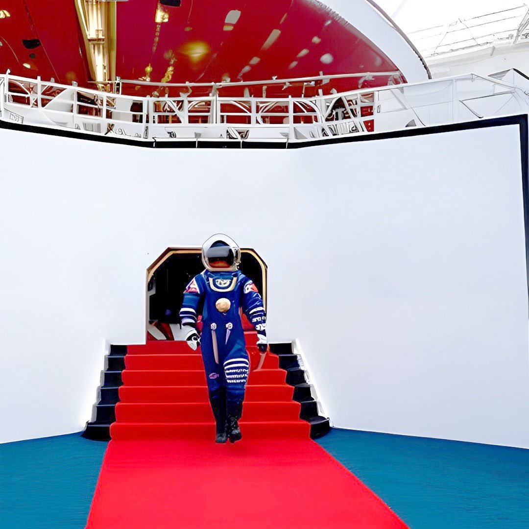 Never missing an important event on Earth! #NautzAtCannes