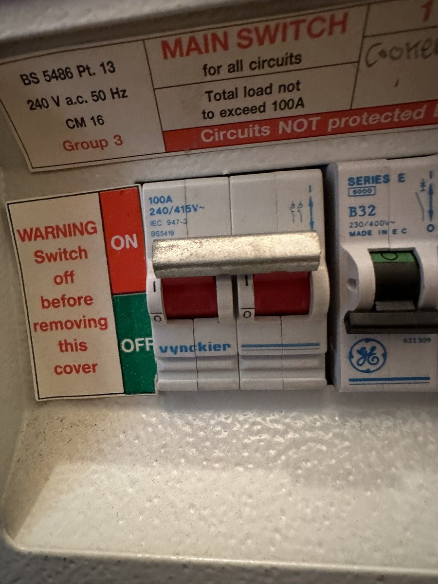 nivekp65's tweet photo. @MCBs_UK 
Do you happen to have any of these in stock?

Or know of a replacement? https://t.co/WwF07SoLyX