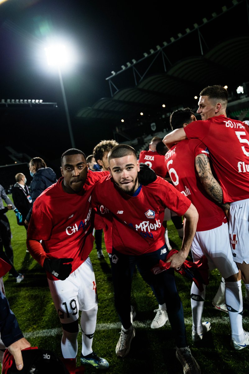 losclive's tweet photo. #OnThisDay il y a 2⃣ ans, le LOSC était sacré Champion de France à Angers 🏆

𝐏𝐨𝐮𝐫 𝐭𝐨𝐮𝐣𝐨𝐮𝐫𝐬 ❤️ https://t.co/OnSyksUwog