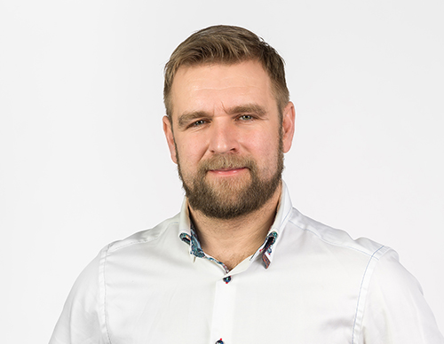 Pharmacolog_com's tweet photo. #BioStock contacted Lars Gusch to learn more about the new role as CEO of #Pharmacolog, partnerships and the strategy ahead. 
https://t.co/KsWreutQyt 

#druglog #preplog #wastelog #pharmacologdashboard #drugdiversion #medicationsafety #patientsafety #strategy https://t.co/kjXCz1dSOJ
