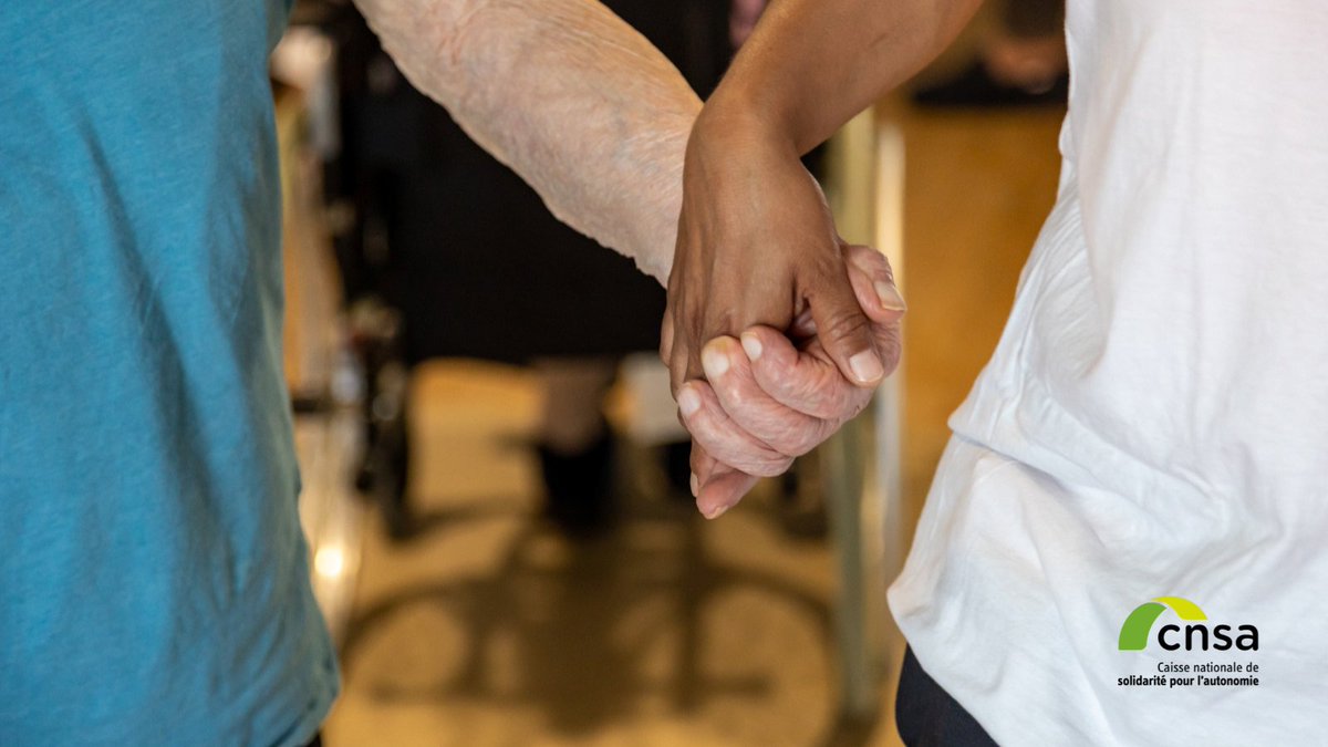 #Isolement | En 2022, <a href="/CNSA_actu/">CNSA</a> a impulsé la structuration d’un réseau de référents « lutte contre l’isolement » dans les départements.
💰 20 % des financements dans les #départements sont dédiés à cette problématique 
➡️bit.ly/3IAlIHc