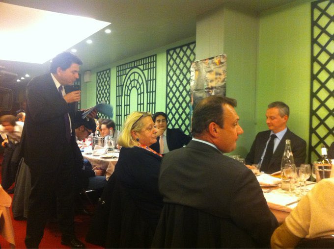 JerSomewhere's tweet photo. Pendant que ses enfants mangent des pâtes, par kilos, Bruno mène la grande vie, avec sa femme en emploi fictif.. qui garde les enfants ?
#BLM2017 #QAG #DirectAN https://t.co/QXAXJTMNoZ