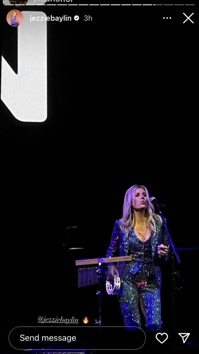 🔥 <a href="/JessieBaylin/">Jessie Baylin</a>  I’ve got goosebumps #JessieBaylin #StevieNicks So proud of this little spark