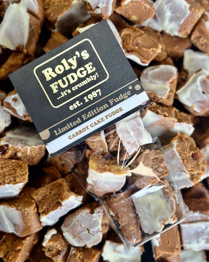 Roly's Fudge tweet media
