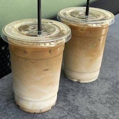 liIacdaisy's tweet photo. if you needed a sign to buy an overpriced coffee, this is your sign ☕️ https://t.co/7yfXqMzBYh