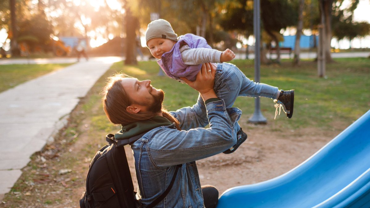 New blog! Be part of a major new research study on workplace support for expecting and new parents in SMEs.
The research team from <a href="/MiddlesexUni/">Middlesex University</a>, <a href="/OfficialUoM/">The University of Manchester</a> &amp; <a href="/UniversityLeeds/">University of Leeds</a>, as well as <a href="/fatherhoodinst/">fatherhoodinst</a> is currently looking for employers &amp; employees.
loom.ly/X9tla0o