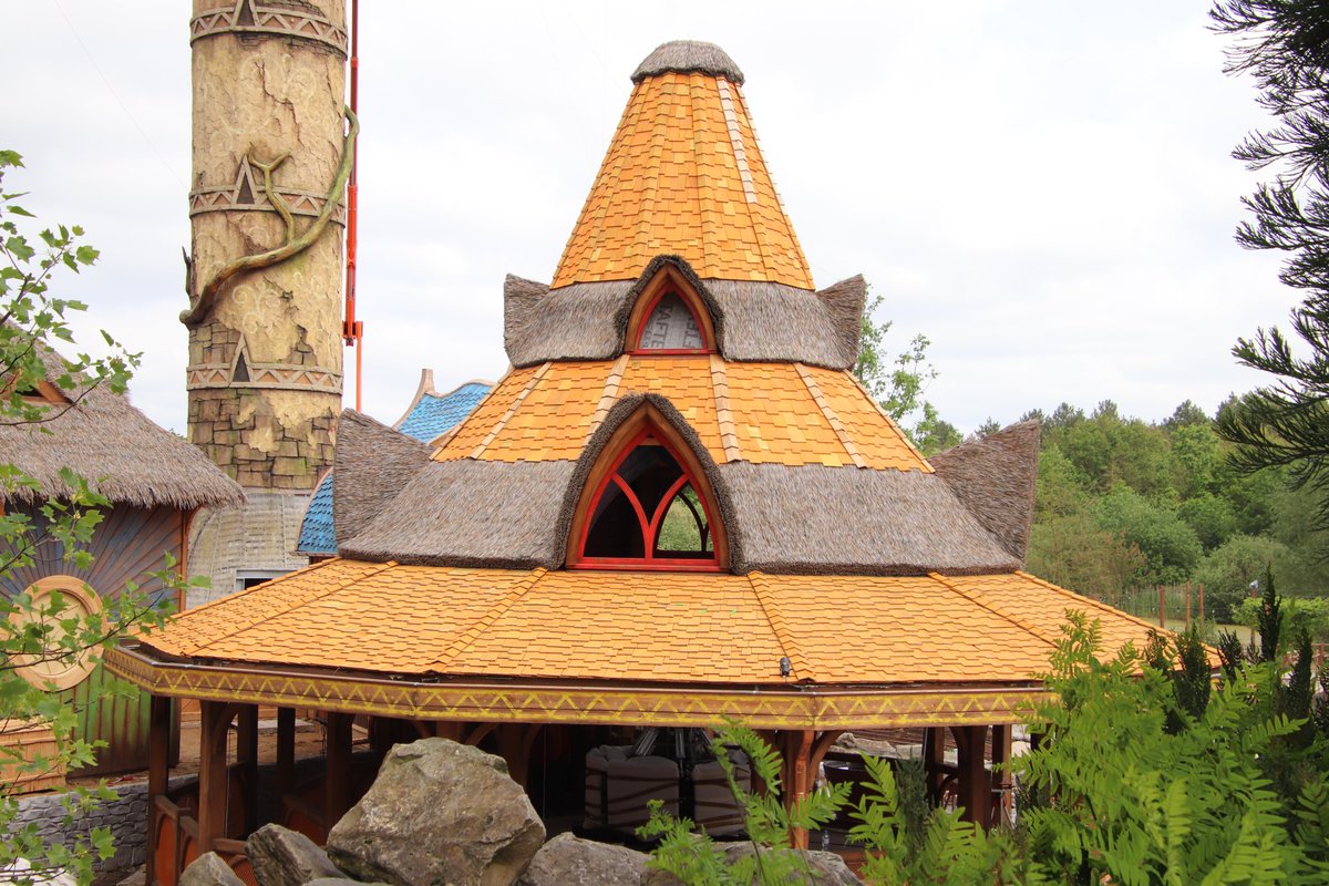 cindy_ve's tweet photo. #Toverland #Avalon #JumpingJuna #GardenTour #DragonWatch #Pixarus https://t.co/vvhkug1clo