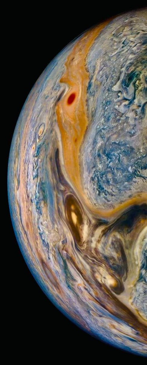 keyfipayIasimIr's tweet image. NASA'nın Juno sondası tarafından fotoğraflanan en iyi Jüpiter görüntülerinden biri.