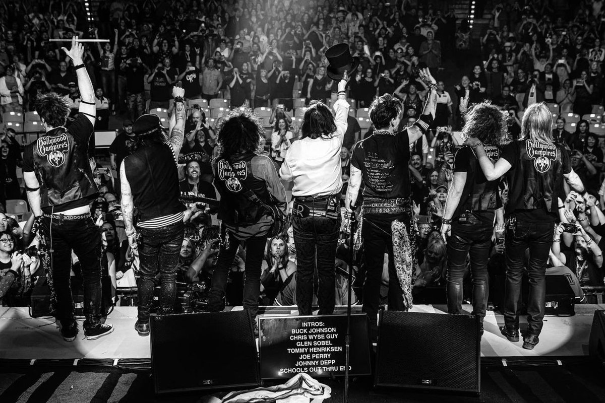 One week from today! The Hollywood Vampires are back!!!

For tickets, VIP upgrades and more visit: HollywoodVampires.com 

#alicecooper #johnnydepp #joeperry #tommyhenriksen #glensobel #chriswyse #buckjohnson #HollywoodVampires