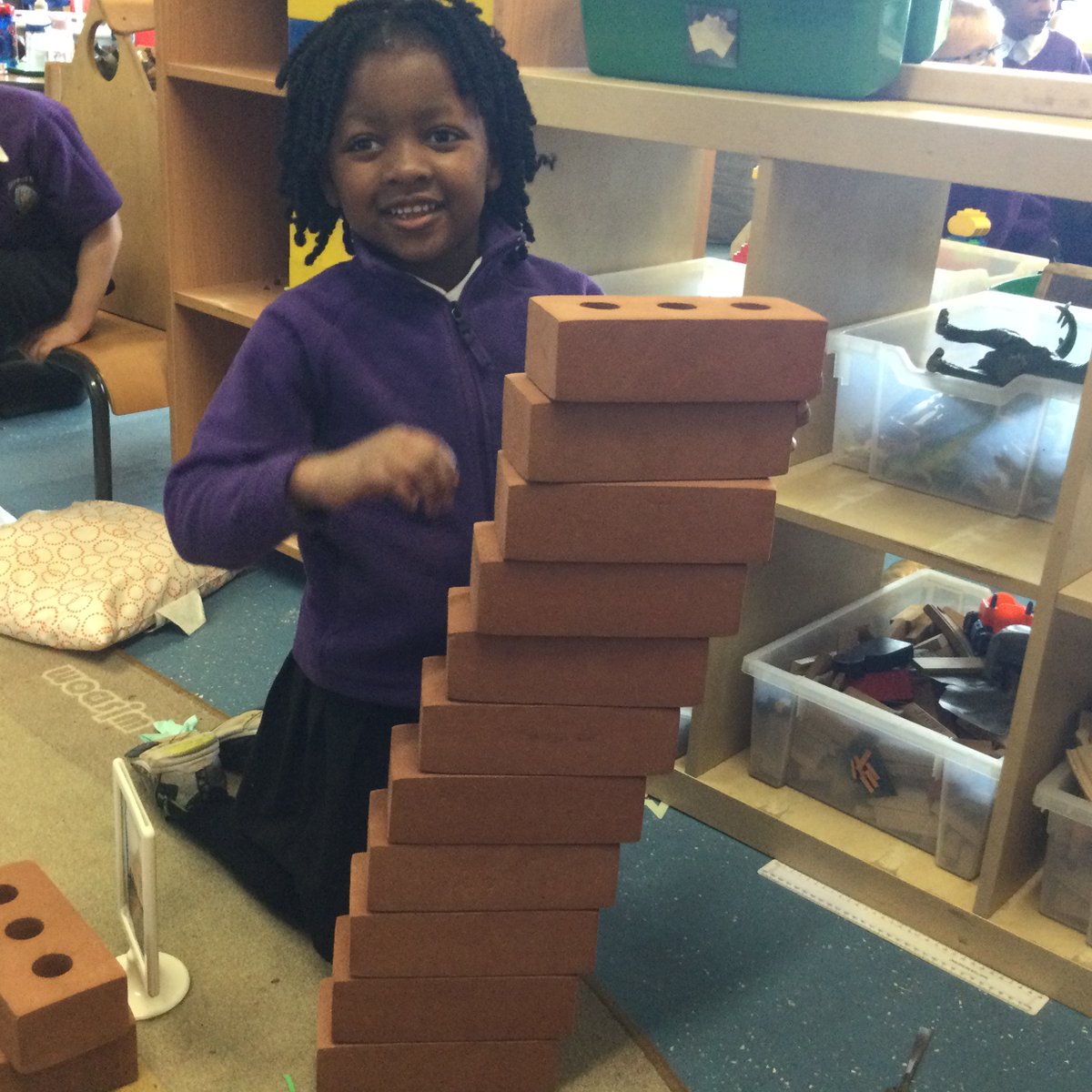 P1's Tuesday in play <a href="/stjosephsedin/">St. Joseph’s RC PS</a>!
Can you spot:
🌸🔨E showing off her woodwork thistle with spinning petals,
🎨👩‍🎨a marbling workshop to create a galaxy backdrop,
🧙‍♂️🧪P3 buddies enjoying O's potion-making lab &amp;
🗼🧱B constructing a replica of the Leaning Tower of Pisa! #beingme