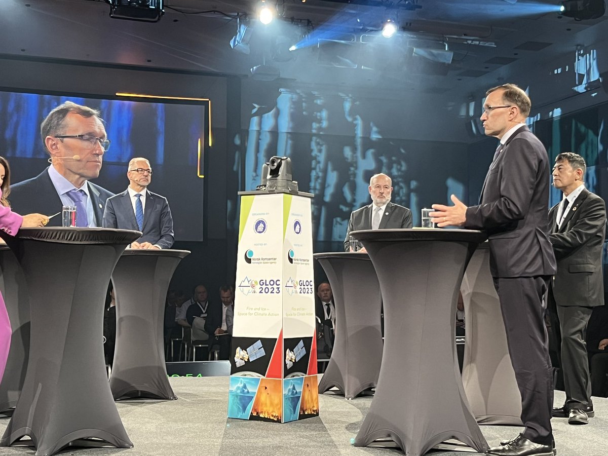 annkytr's tweet photo. We need to look not only out to Space, but back from space to Mother Earth, says @EspenBarthEide at the opening of  the #GLOC2023, the frist Global Space Conference for Climate Action in Norway. @NASA , @NorwegianSpaceAgency,@ESA, @IAF https://t.co/SdC7rtVYgp