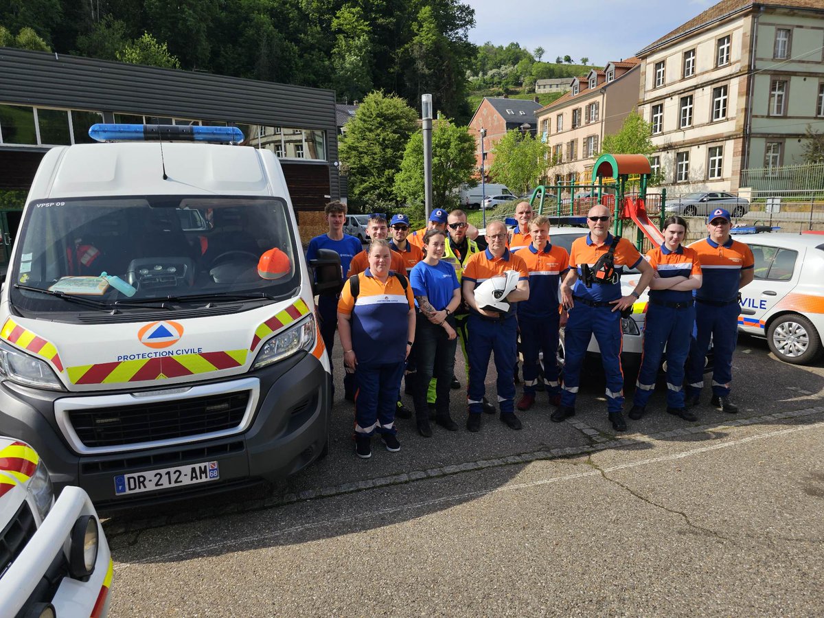 adpc67's tweet photo. 6⃣2⃣ bénévoles mobilisés ce week-end:
Salon Eco Bio #Colmar
Secourisme Canin #Beinheim
Formations GQS #Strasbourg
Renfort Tournoi Inter Agro
Pelpass Festival #Strasbourg
Cox Show  #Molsheim
Bike Components Endurotour #SteMarieauxMines
Internationaux de Tennis #Strasbourg https://t.co/AdDKfn00Ss