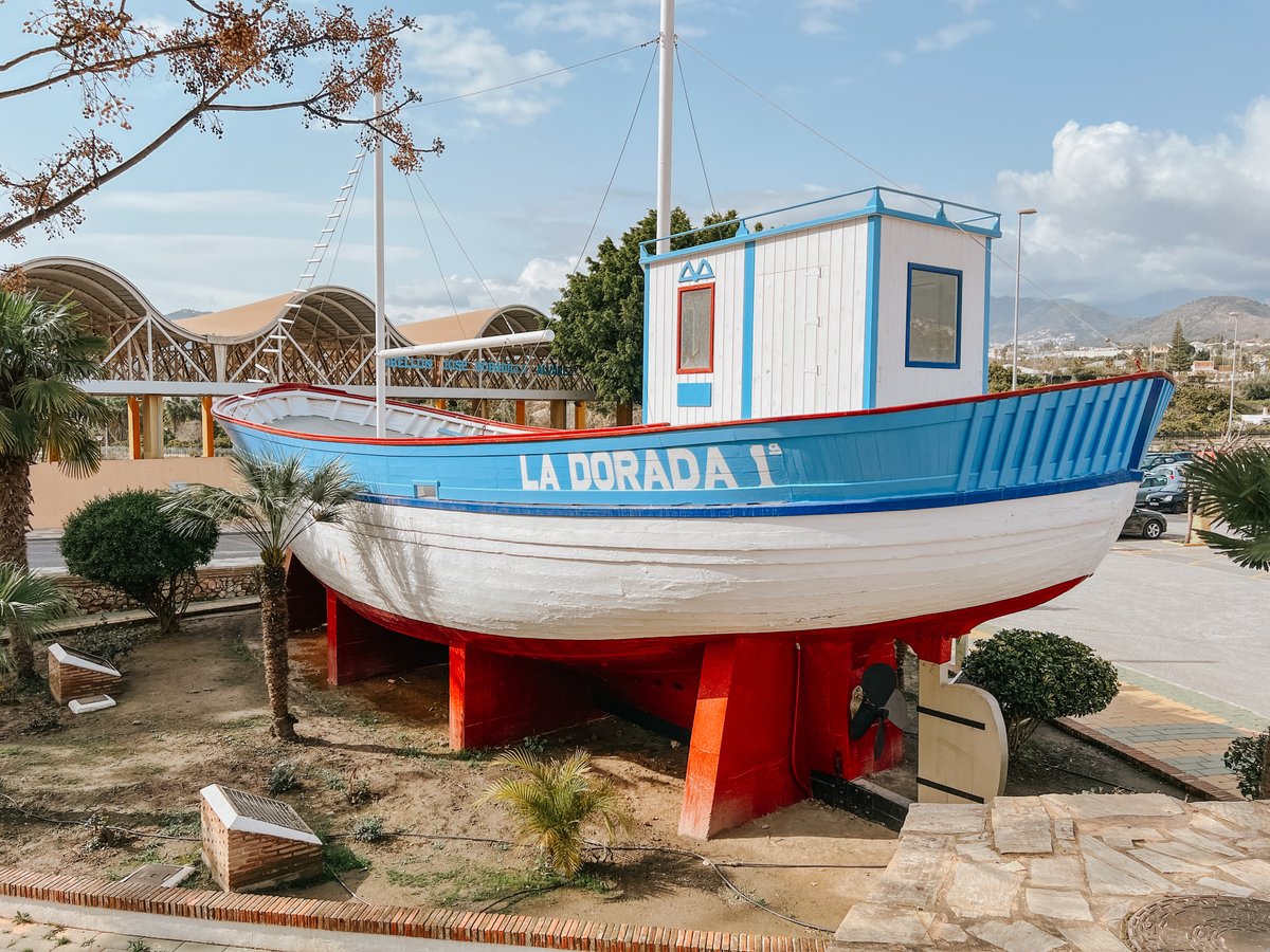 "No, no, no nos moverán..." imposible no cantarla al verlo
#Nerja #MálagaEspectacular