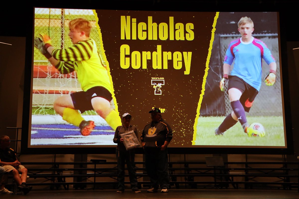 nick01nrcf's tweet photo. We attended Senior Athletic Awards Night this week. Thanks, @taylorathletics and @LarryHerges, for kindly including Nick. It will always be appreciated by Nick's family. #taylormade #yellowjacketforlife #soccer https://t.co/BHNpa9lJTC