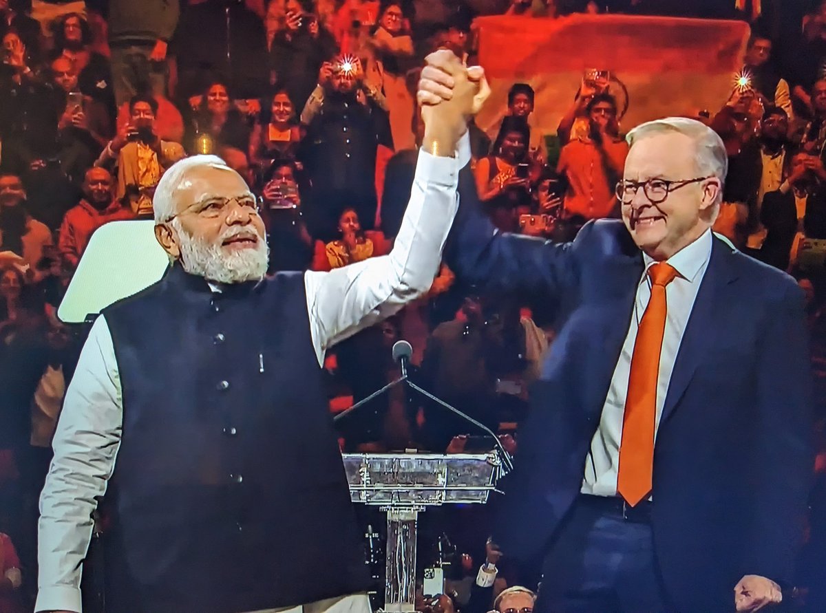 hypernationalst's tweet image. 𝙋𝙧𝙞𝙢𝙚 𝙈𝙞𝙣𝙞𝙨𝙩𝙚𝙧 𝙈𝙤𝙙𝙞 𝙞𝙨 𝙩𝙝𝙚 𝘽𝙤𝙨𝙨 🔥
#BurnolMoment for RR people
#ModiInAustralia