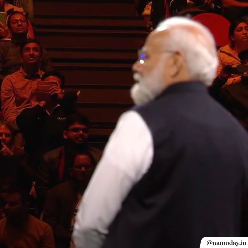 theranjanmayank's tweet image. pov- pm modi in sydney

#PMModi #PMModiInAustralia #modiinaus