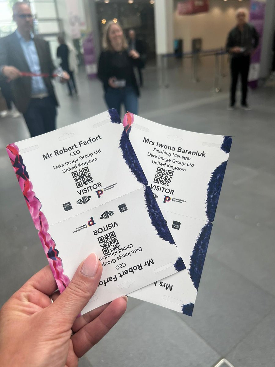 dataimagegroup's tweet photo. After a fabulous flight from @British_Airways, some of the #DataImageGroup team have arrived at #fespa2023 and are very much looking forward to seeing what this years show has instore 

Have a fantastic exhibition everyone! 
#globalprintshow 🚀 https://t.co/fTfhF5y5xY