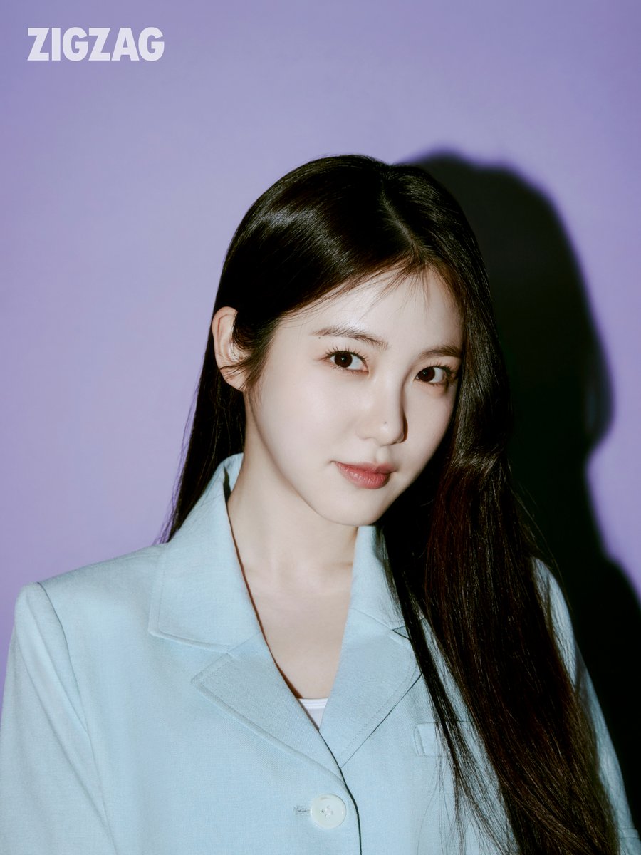 yeeunnshin's tweet photo. https://t.co/6Im9whOcd4