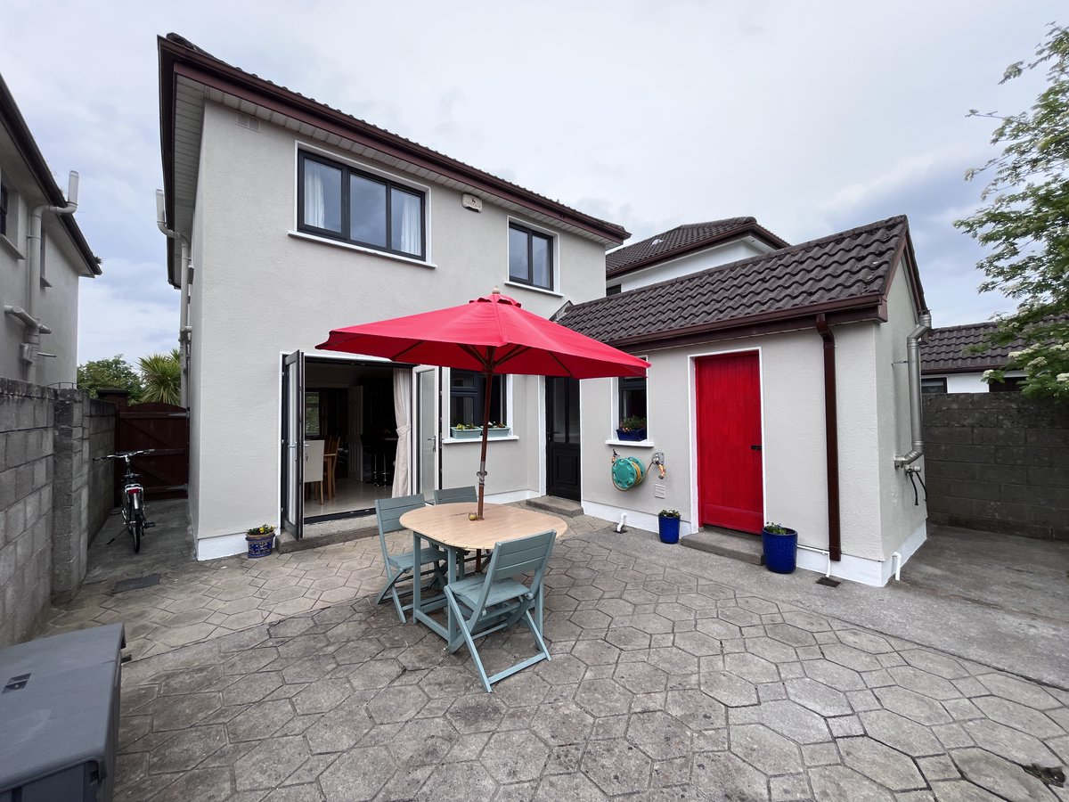 DonColleran's tweet photo. 📍 35 The Green, College Road, Galway
     H91 HRD8
 Detached, 4 bedroom home.

Guideprice:  €480,000

Contact Don for your personal viewing - 
📨don@collerans.ie 
☎️ 091 562293

For further details visit:  https://t.co/tMwOygCGos https://t.co/ilIrJzqr3W