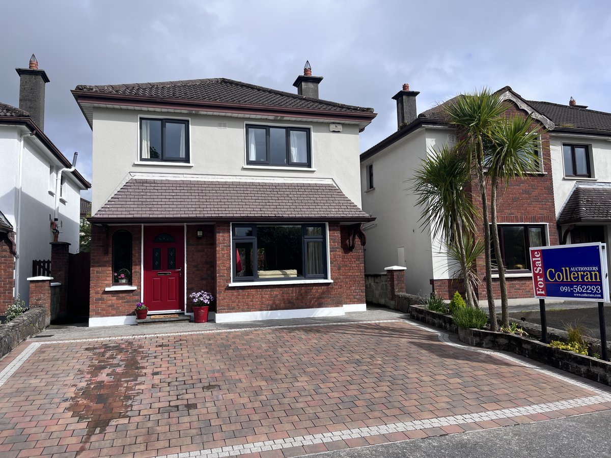 DonColleran's tweet photo. 📍 35 The Green, College Road, Galway
     H91 HRD8
 Detached, 4 bedroom home.

Guideprice:  €480,000

Contact Don for your personal viewing - 
📨don@collerans.ie 
☎️ 091 562293

For further details visit:  https://t.co/tMwOygCGos https://t.co/ilIrJzqr3W
