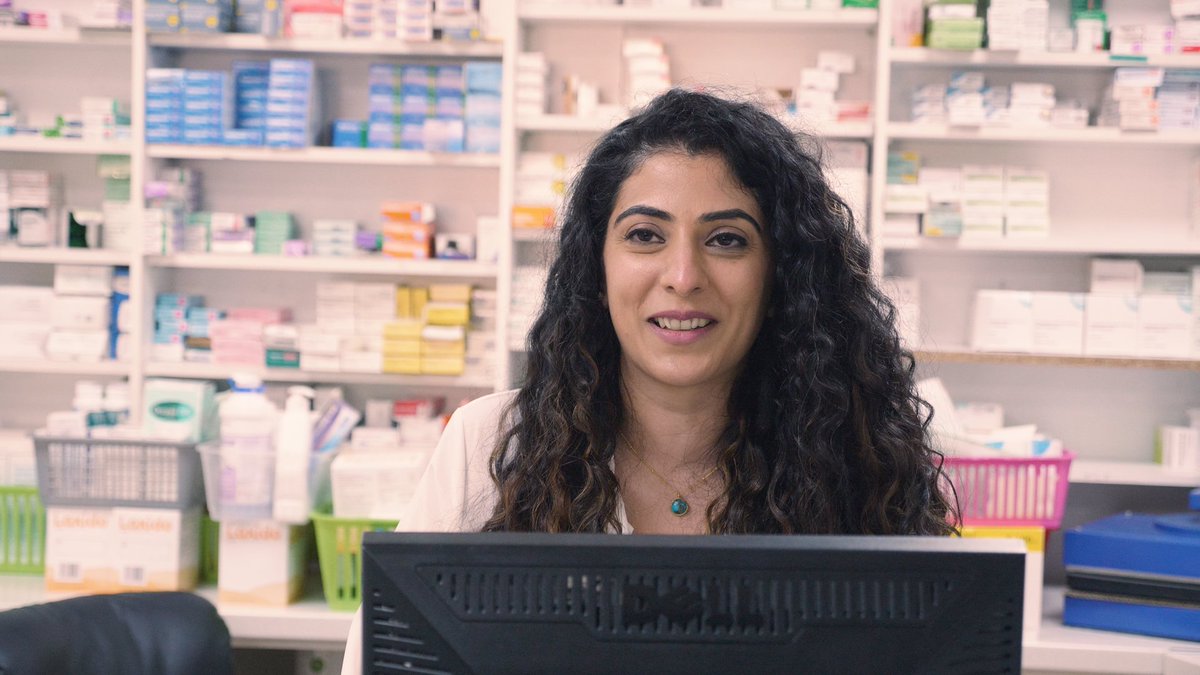 We're having a look at careers in pharmacy today. You can: 

💊 use your expert knowledge to help treat illness 
💊 work in the heart of the community
💊 help people stay well

What could you do?

 orlo.uk/esaZ9

#PharmacyCareers
#WeAreTheNHS