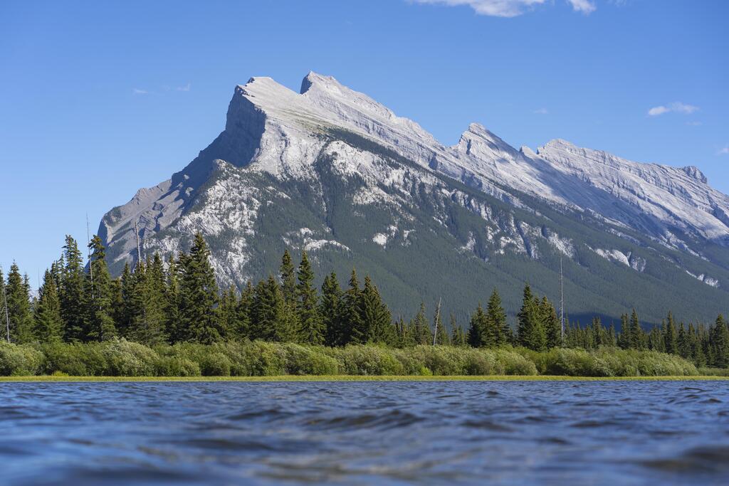 KSPNature's tweet photo. Mt Rundle, Alberta [OC][6000x4000]

📸: sgslayer https://t.co/BEyvWMPa5x