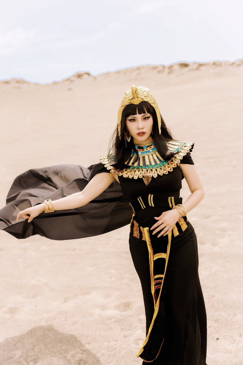 Cosplay/❂王家の紋章❂ 𓁩わたくしは女王アイシス 上下エジプトの王