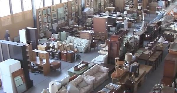 sfbayauctions's tweet photo. May 23, 2023 at 06:15AM VISIT Michaan's Auctions Annex Alameda, CA #Auctions https://t.co/1jsmCqxZHX https://t.co/6l79yKxuka