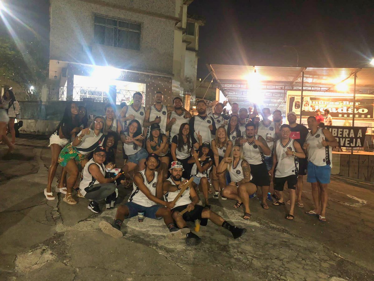 💢Quem tá fora quer tá dentro, quem tá dentro de verdade não quer mais sair!! A piratas é muito VASCO. 💢👊🏼🏴‍☠️

#DESÁBADO #PIRATASDANORTE