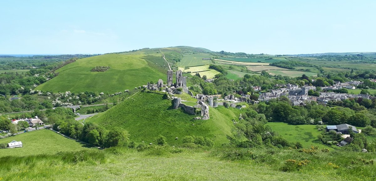 Annual trip to beautiful Dorset. Corfe, of course. Trip to the excellent Greyhound inn seems inevitable...