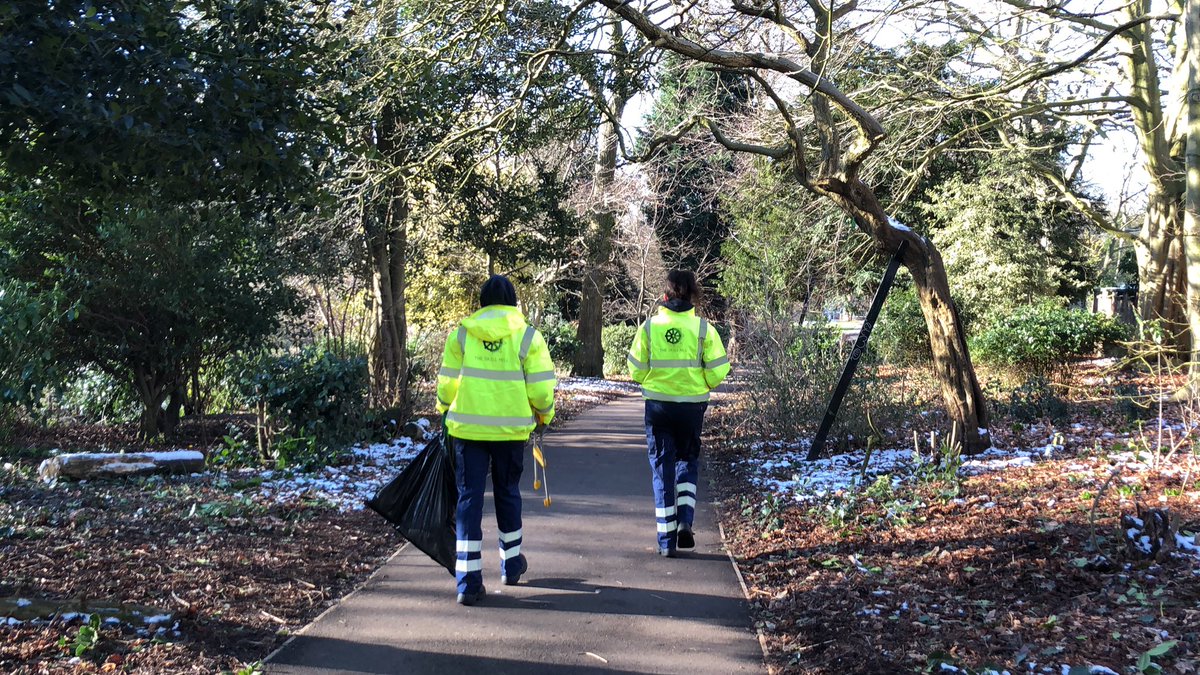 Research by <a href="/mentalhealth/">Mental Health Foundation</a> has shown that #people with a strong #connection with #nature are typically #happier in life! Our #youngpeople work primarily #outdoors, leading to multiple #wellbeing benefits. Photo from @SkillMill_Notts.
<a href="/YoungMindsUK/">YoungMinds</a> <a href="/Rethink_/">Rethink Mental Illness</a> <a href="/mentalhealthuk/">Mental Health UK</a> #socent