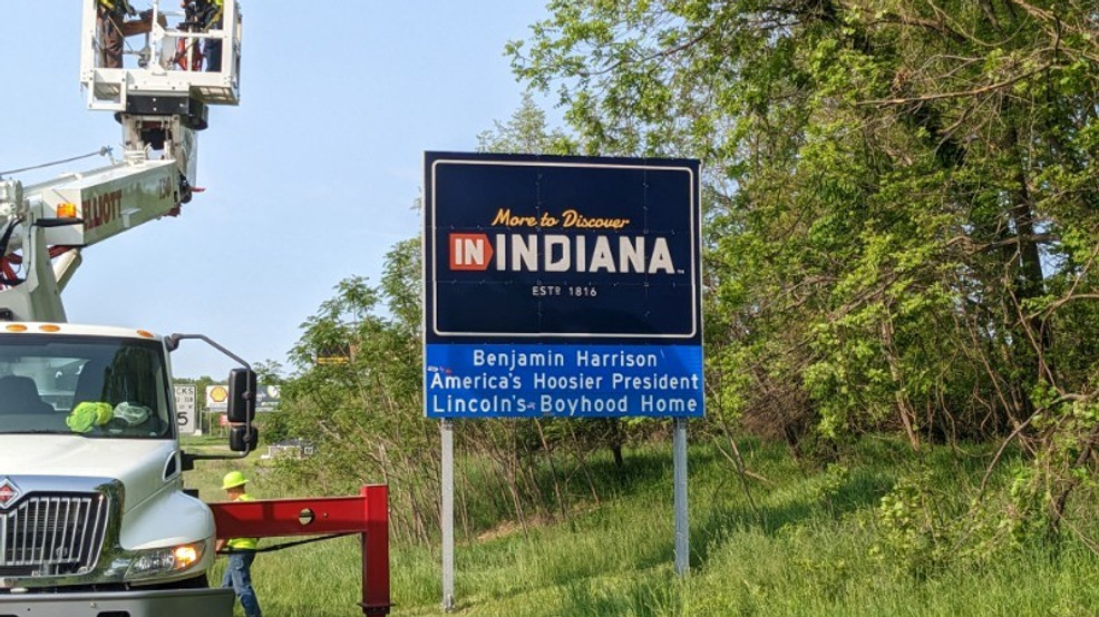 This sign was installed on westbound I-70 at the state line in Richmond yesterday.  It's relatively small and a darker blue.  Ohio's sign on the arch will also soon change as the state reverts back to an old slogan, "Ohio, the heart of it all."