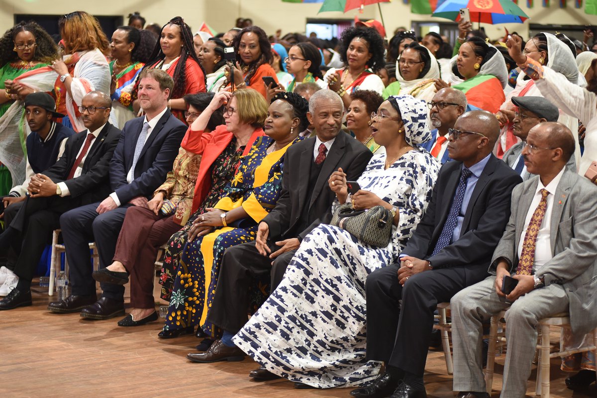 London based children's choir groups presented a musical drama depicting the #Eritrean history of struggle for independence and its milestones as part of the opening ceremony. #EritreaShinesAt32