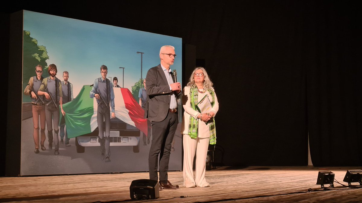 cislverona's tweet photo. Bellissima giornata della legalità celebrata con studenti e lavoratori al teatro camploy, un grazie sentito alla compagnia teatrale di Enzo Rapisarda e agli ospiti di prestigio che hanno scelto la Cisl per ricordare tutte le vittime delle mafie https://t.co/kXKLc0Get2