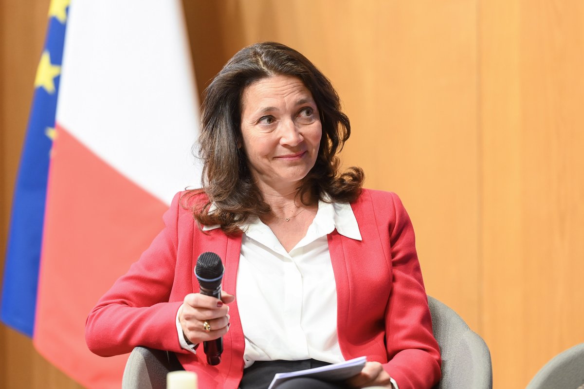 joinjfd's tweet photo. [Elles changent le 🌍 · Voices Mai 2023]
Florence RICHARDSON, co-fondatrice #WinEquity,
promeut une + grande implication d'investisseuses dans l’économie réelle, pour + d'entrepreneures mieux financées et + d’investissement pour un monde + durable.
https://t.co/XhjRKr8Vk1 https://t.co/5tCBv5Ziy7