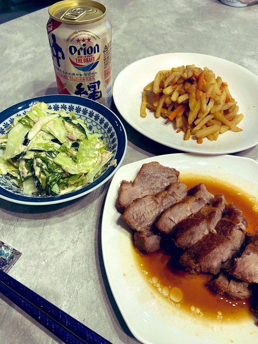 SEP91007377's tweet photo. オリオンビールでありカンパーイ🍻
#晩酌
#おうちごはん
#夕飯
#沖縄
#オリオンビール https://t.co/4kGURlK41o