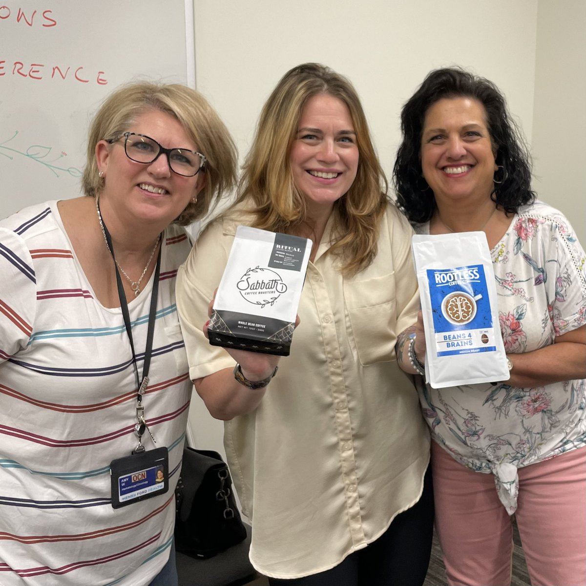 GOCBeans4Brains's tweet image. Just two of my favorite nurses from HFH Hermelin Brain Tumor Center sending out some #Beans4Brains love on Saturday! #BTAM #GameOnCancer #HBTCstrong  #BTSM