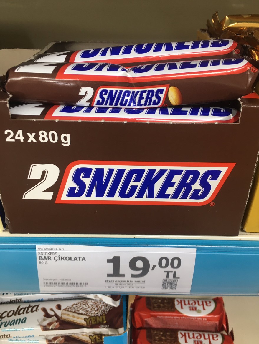 2’li 80 gr. Snickers çikolata 13,50 den 19₺ yükselmiş. 
%40 ZAM yapılmış.

KAMUOYUNA DUYURULUR.