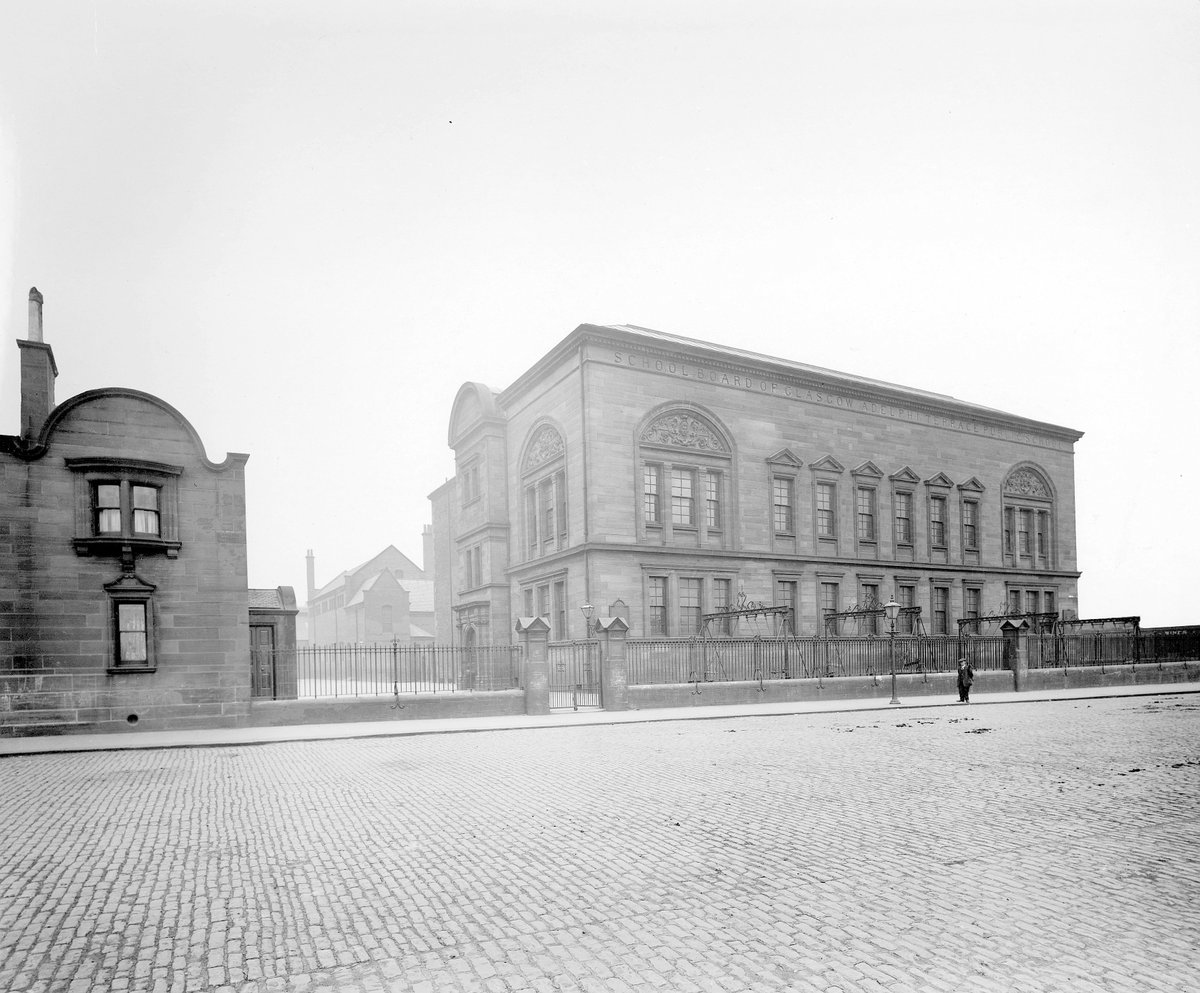 GC_Archives's tweet image. Adelphi Terrace Public School, Gorbals, c1916. 

Designed by Thomas L. Watson for the School Board of #Glasgow, the school opened in 1894. We hold its log books and admission registers within our archive collections (ref: SR10/3/526). 

Archive ref: D-ED5/25/1