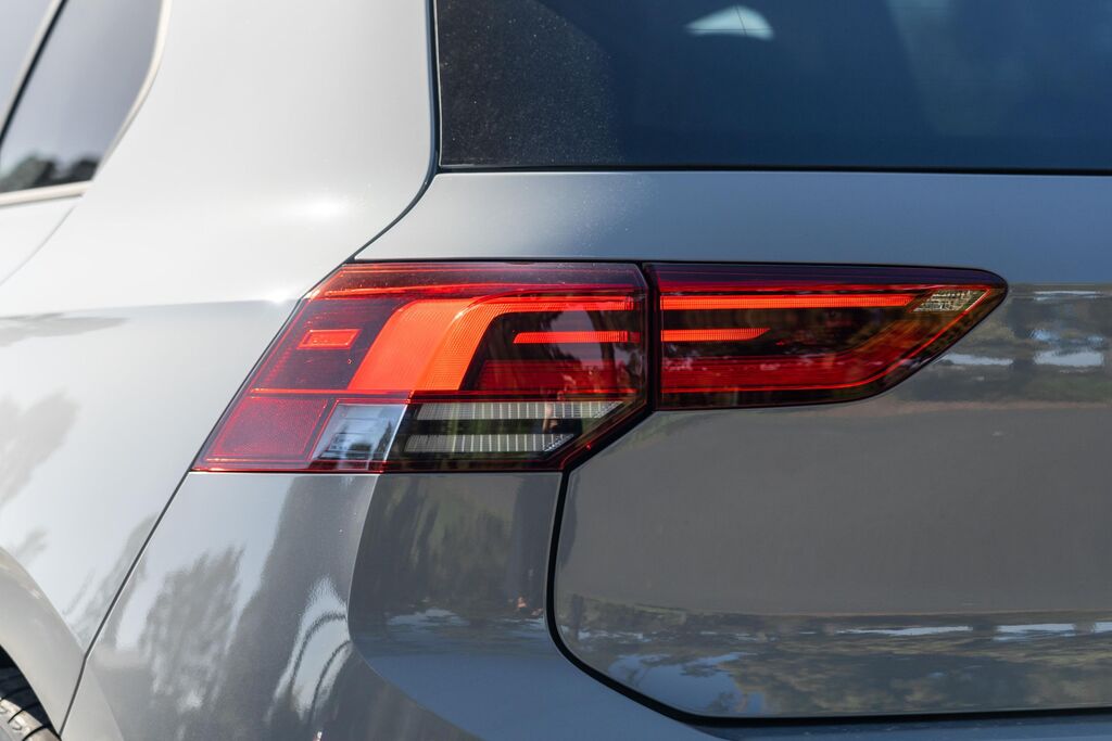 Starting to see things...

📷: Stevenwave  #f1