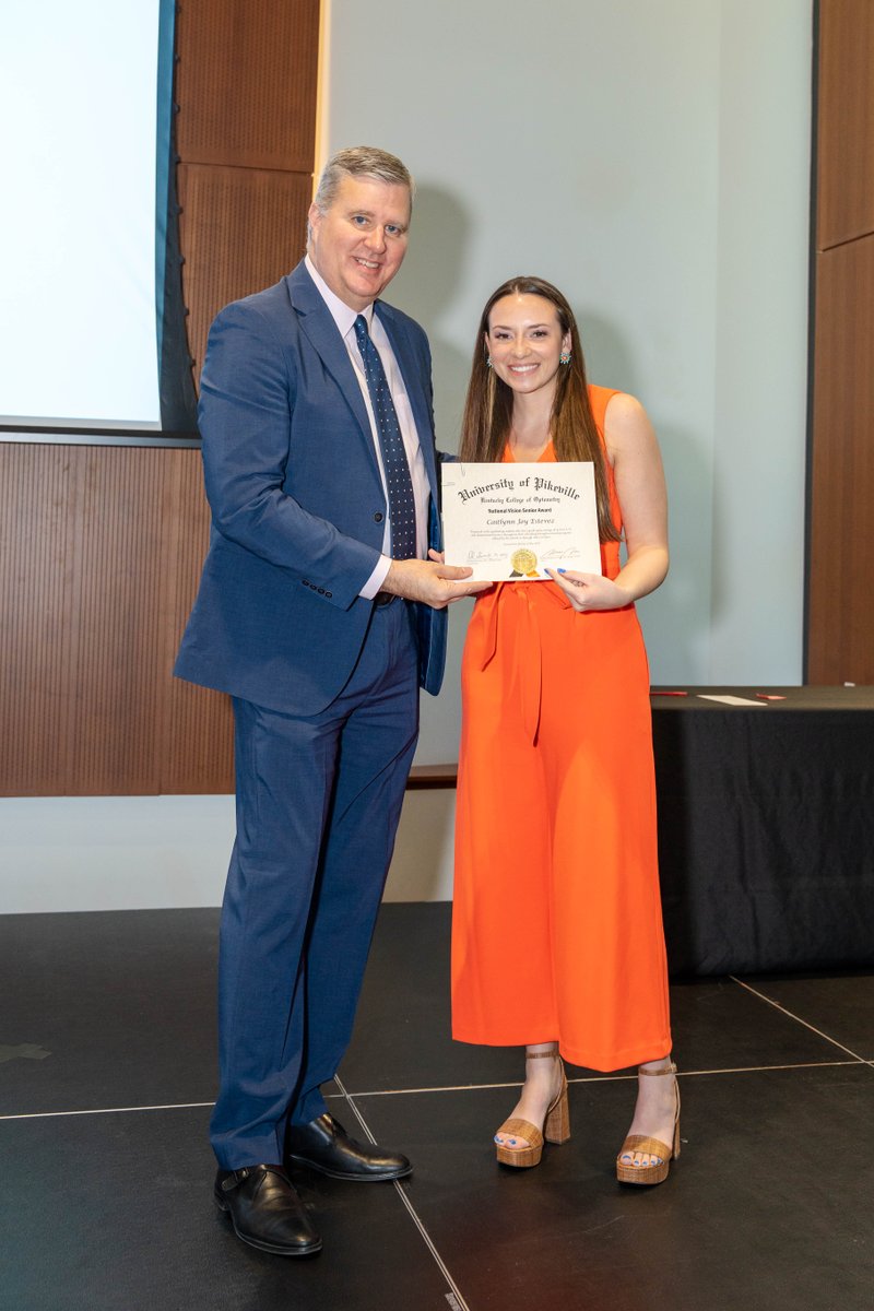 NVIofficial's tweet image. Please join us in congratulating Caitlynn Estevez, a member of the University of Pikeville, Kentucky College of Optometry Class of 2023, on receiving this year's National Vision Senior Award during the KYCO Awards Luncheon. 

#optometry #optometrystudent #ClassOf2023 #OD4 #KYCO