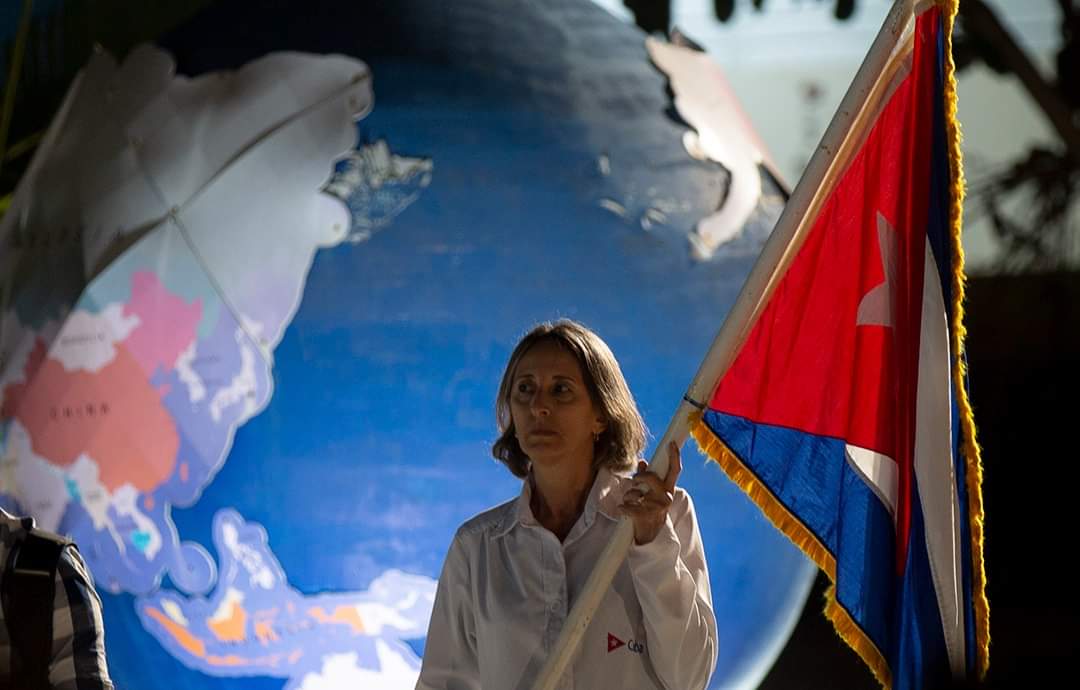 Este 23 mayo se cumple el 60 Aniversario de la Colaboración Médica Internacional. Una inmensa historia de heroísmo, humanismo y solidaridad de #Cuba por el mundo. 
#60AñosSalvandoVidas <a href="/MINSAPCuba/">Ministerio de Salud Pública de Cuba</a>