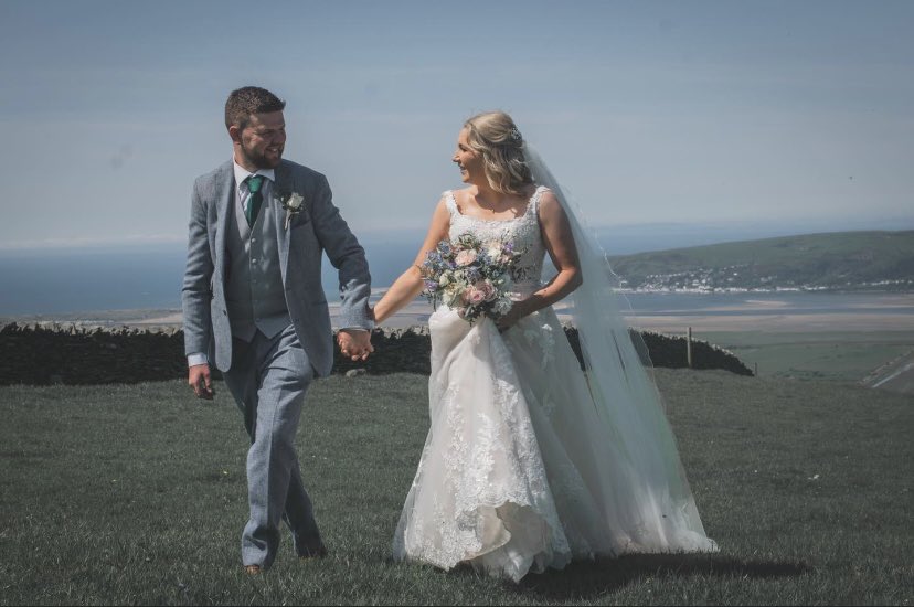 einion_williams's tweet photo. 13/05/23..It was some day for a wedding👌🏻🍻 

And obviously the Escort’s had to feature😎

@TirionEvans https://t.co/ul6R8lmJsE