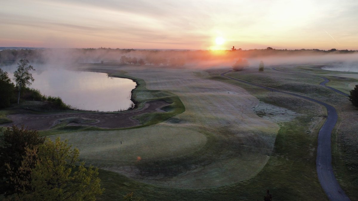 We will begin golf at 7:45. Thank you for your patience.