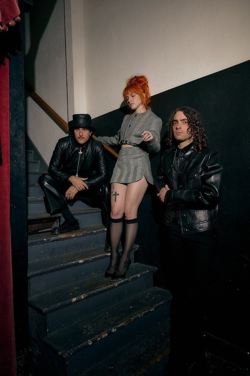 YELYAHPOI's tweet photo. today, paramore play the first non-festival show of the North American Tour in Charlotte, NC @ Spectrum Center

they will be joined by Bloc Party and Genesis Owusu for this sold out show - what are your setlist hopes for today ? https://t.co/kh19KB1n6l