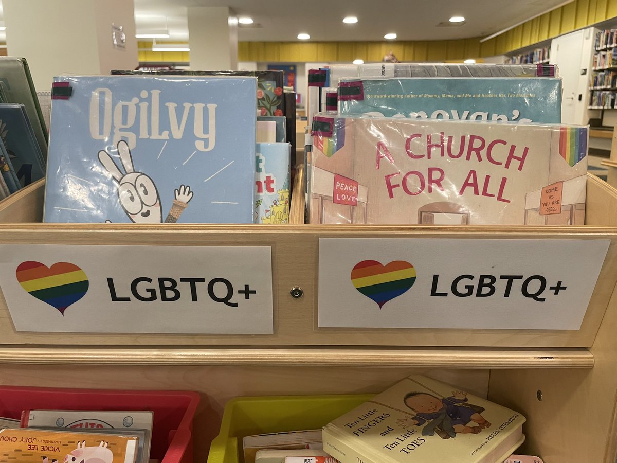 Seeing these #picturebook bins at the @nypl branch on 5th Ave made me SO happy 😀🏳️‍🌈❤️📚 #pride #diversity #readtherainbow @underwoodwriter @GaylePitman