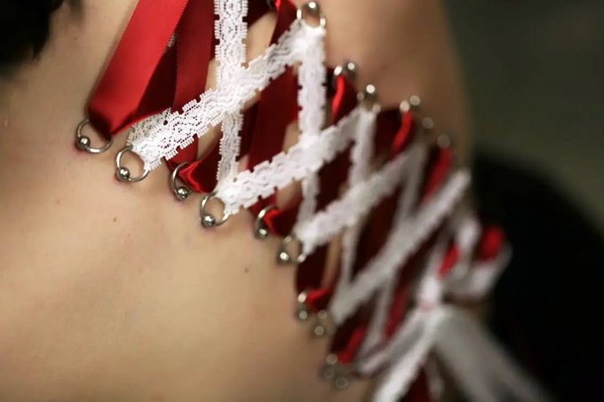 Always reposting this because I peaked being cool at 16. And I really wanna do this again. https://t